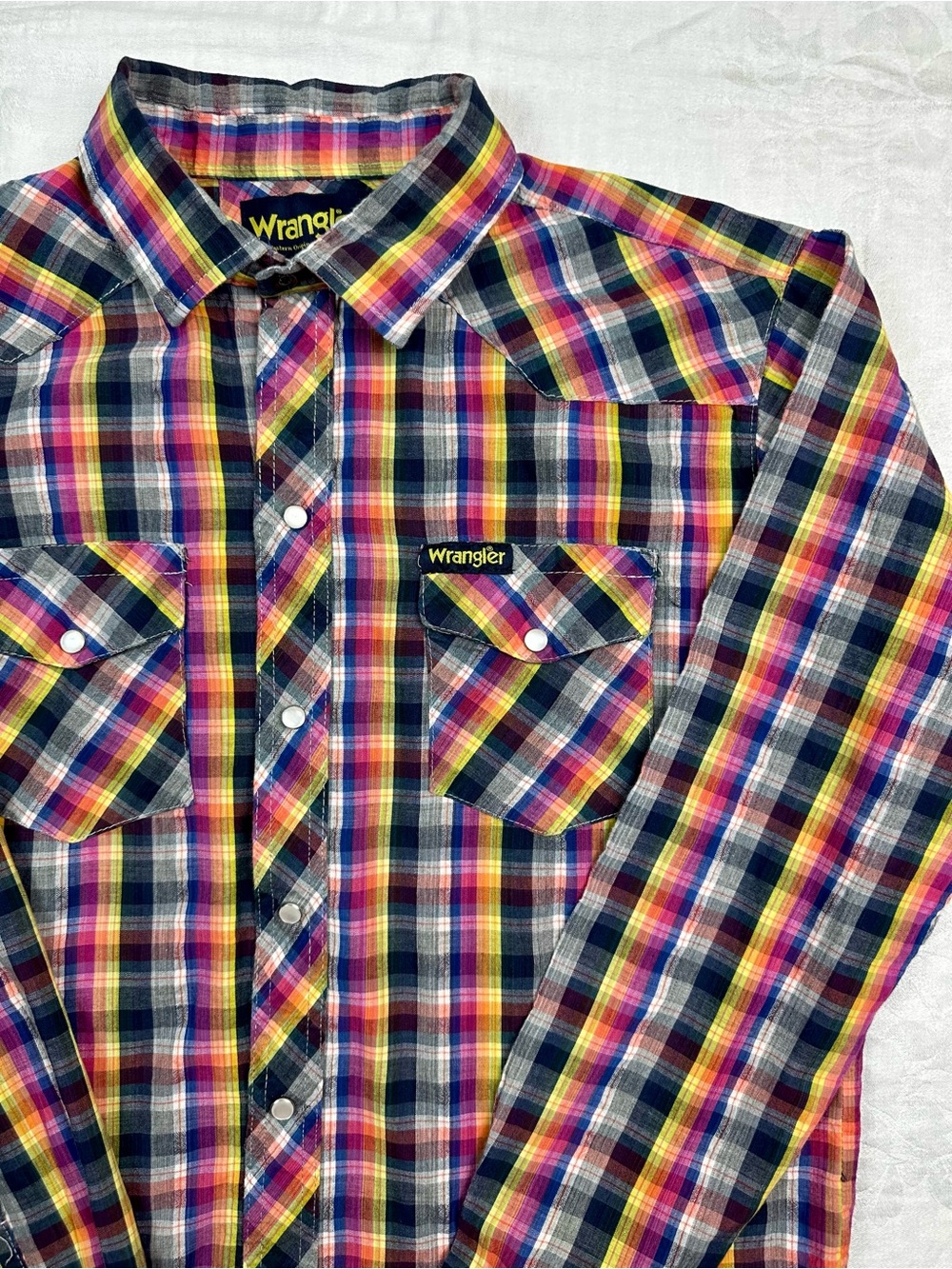 Wrangler Men's Multicolor Plaid Western Shirt